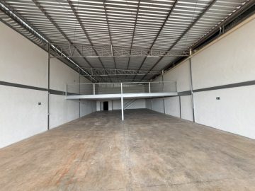 Barraco - Venda - Jardim Botnico - Uberlndia - MG