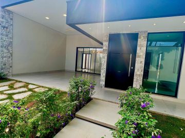 Casa Alto Padro - Venda - Santa Mnica - Uberlndia - MG
